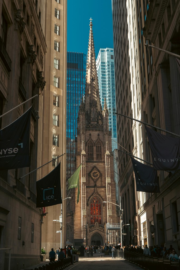 CRCL shares have increased in price over the last few months (Mick Waanders / Unsplash)