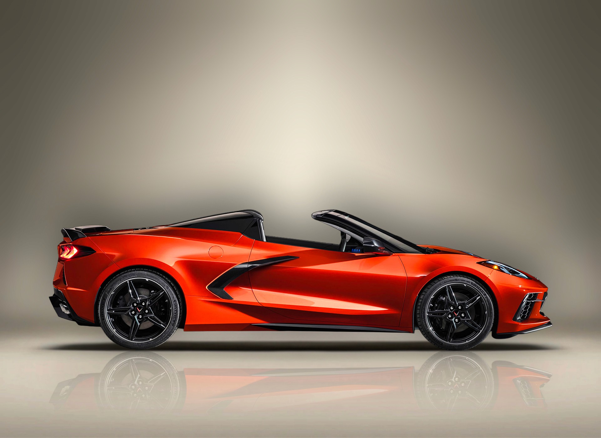 Location Chevrolet Corvette C8 Orange à Dubaï – Keyz Rent | Supercar