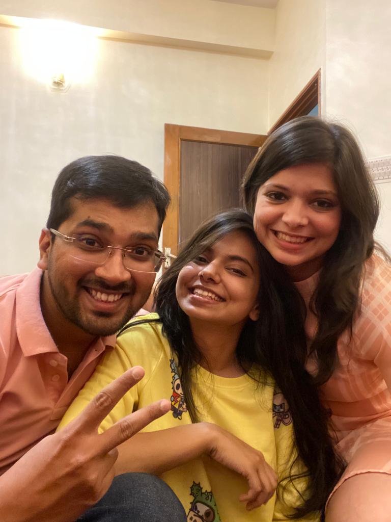 Image of Richa Chordia with her family