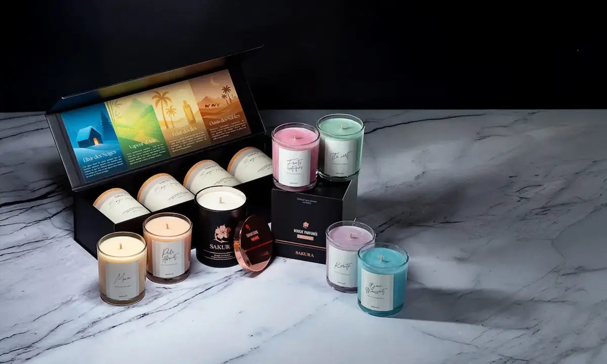 Photographie de la gamme de bougies Sakura en studio