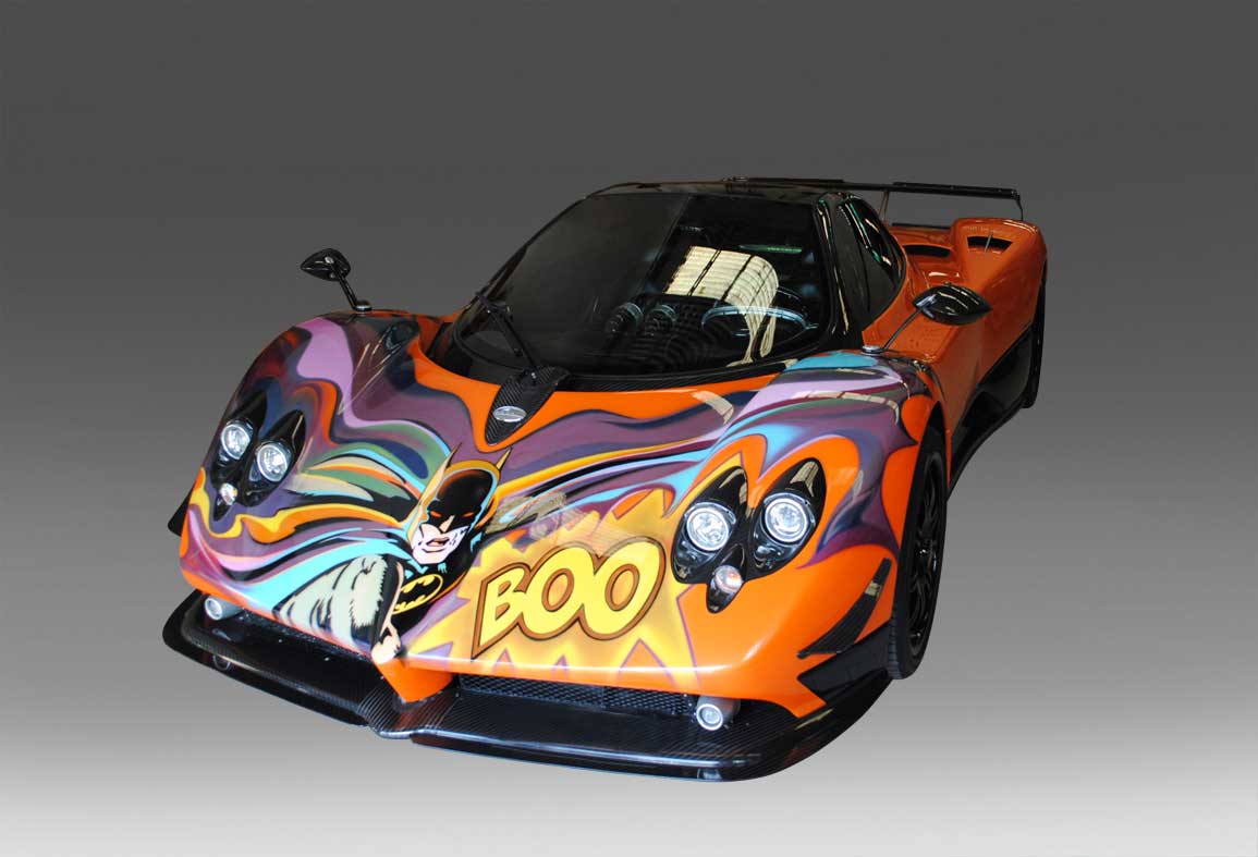 Pagani Zonda F intervenido por la artista plástica Daniela Boo firmado por su creador el diseñador Horacio Pagani, ganador del premio Compasso d'Oro MIlan en 2022.