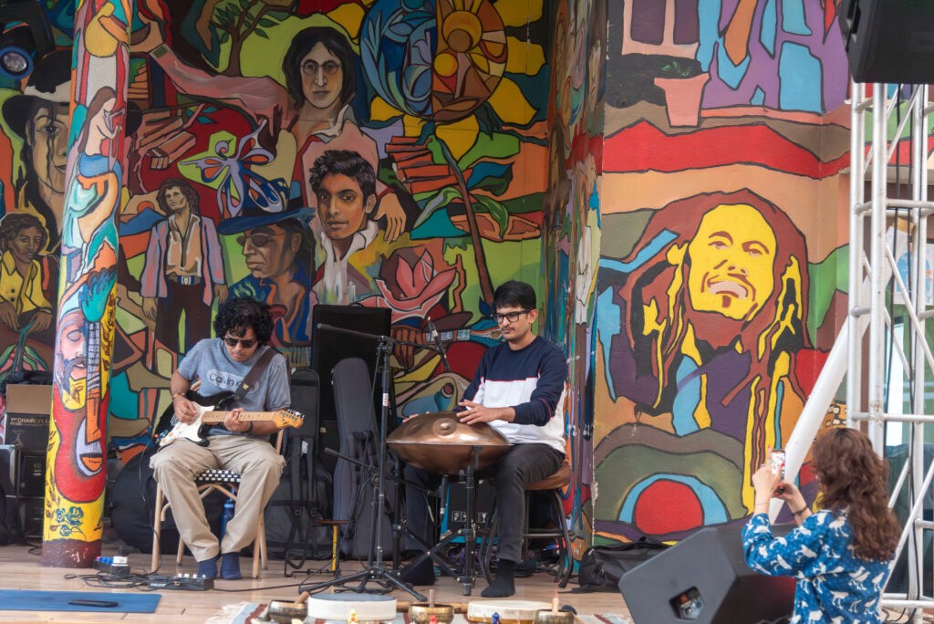 Live handpan performance by Sagar Belsare at High Spirits Pune wellness event