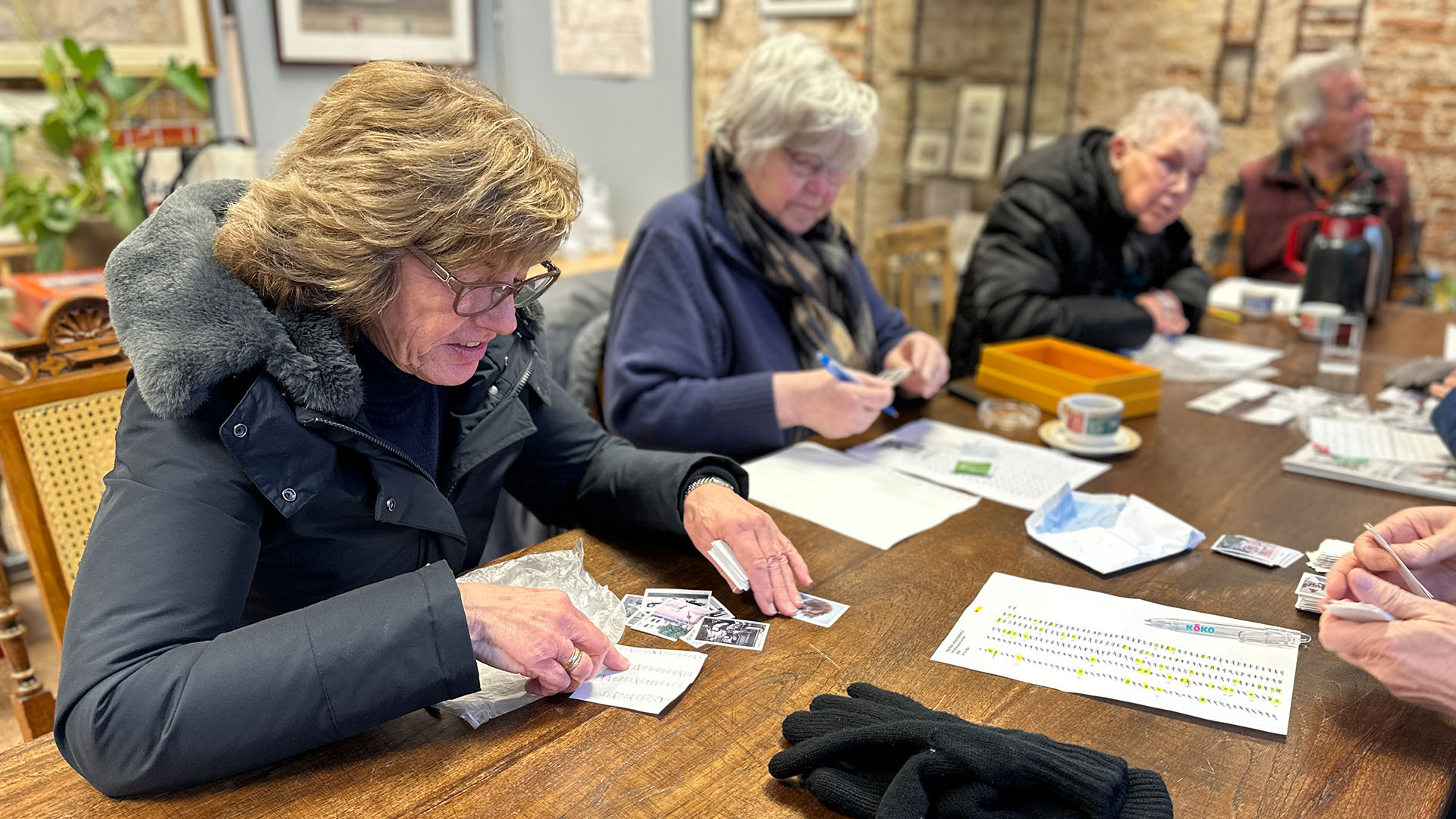 Spaaractie Jumbo verzamelalbum ruilmiddag plaatjes in Stadsmuseum de Knoperij - Oud Montfoort