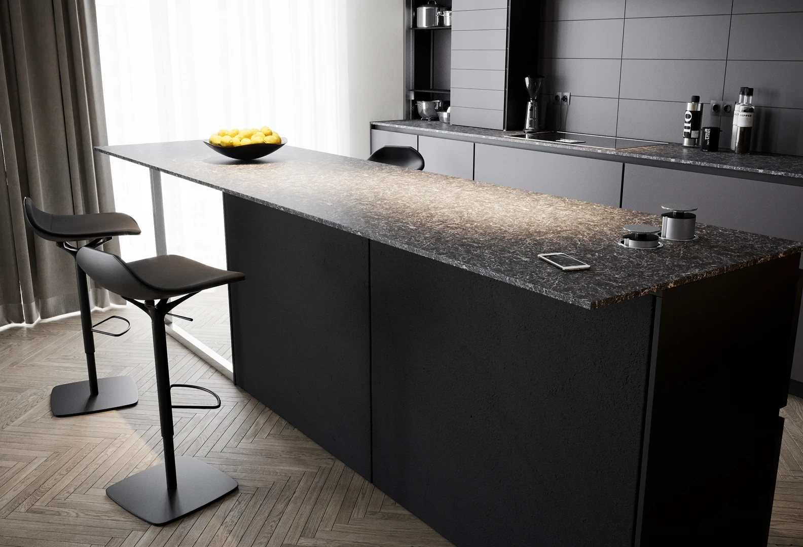 Salle à manger — table en noyer et chaises capitonnées.