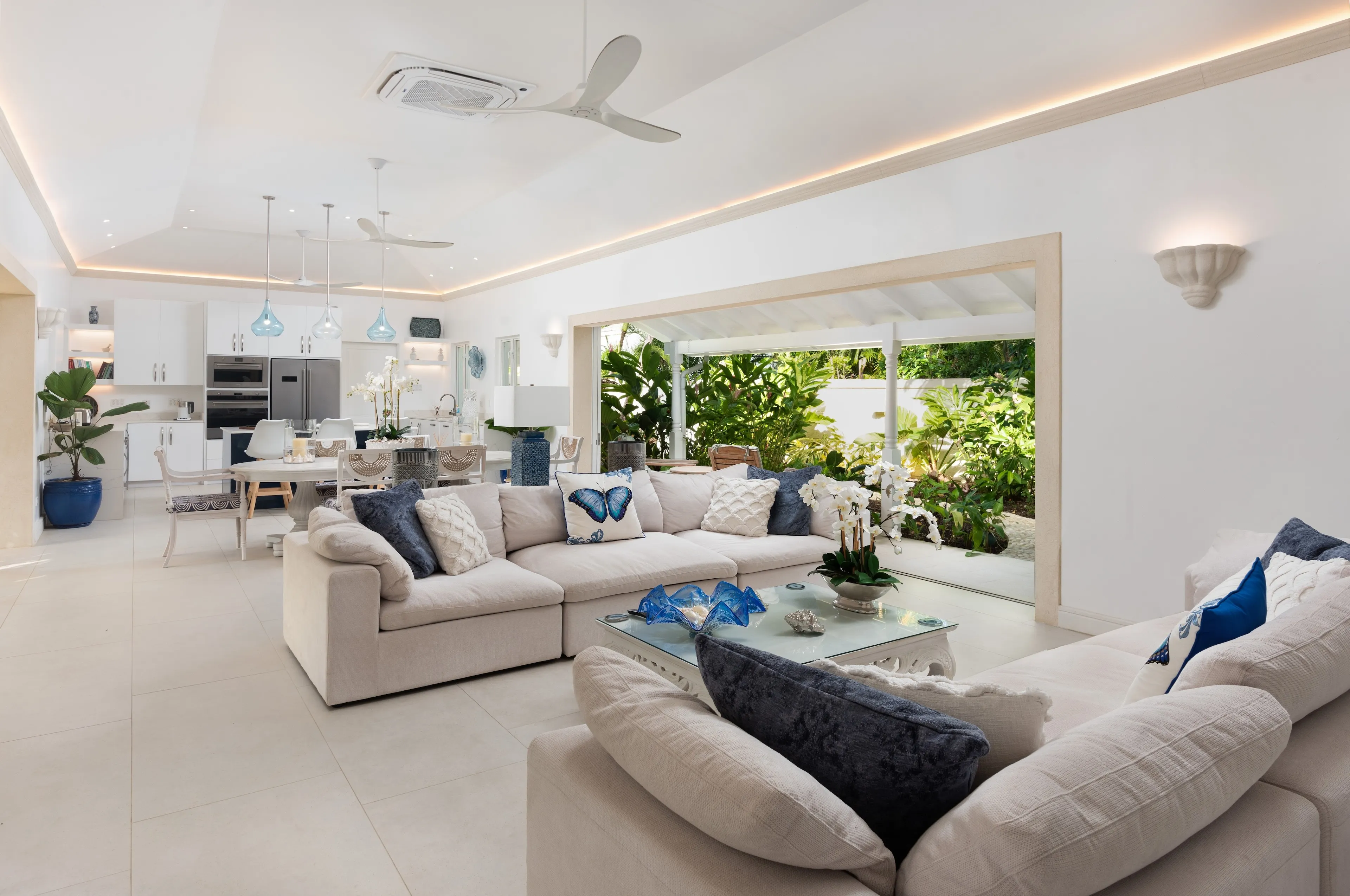 Real estate house hero image