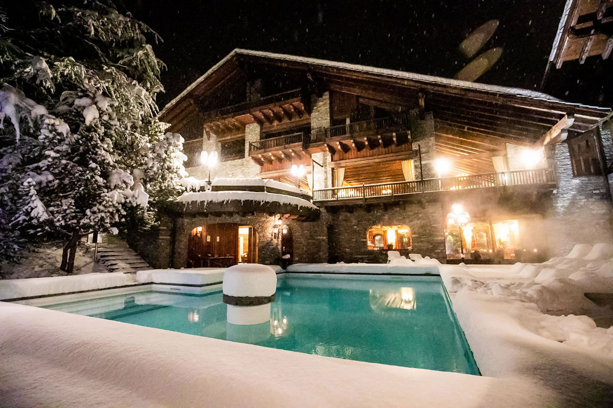 A black female model