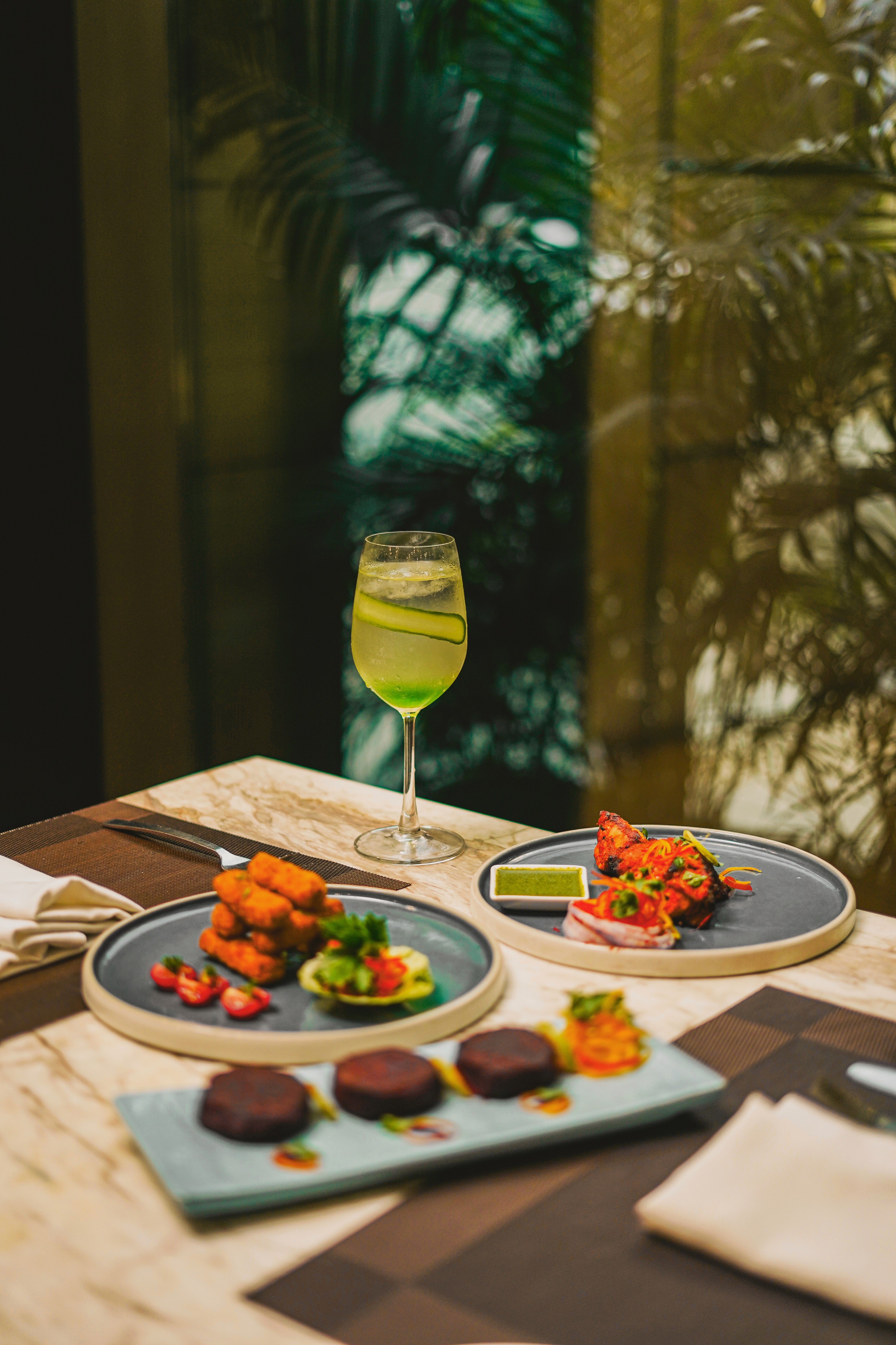 a black female model