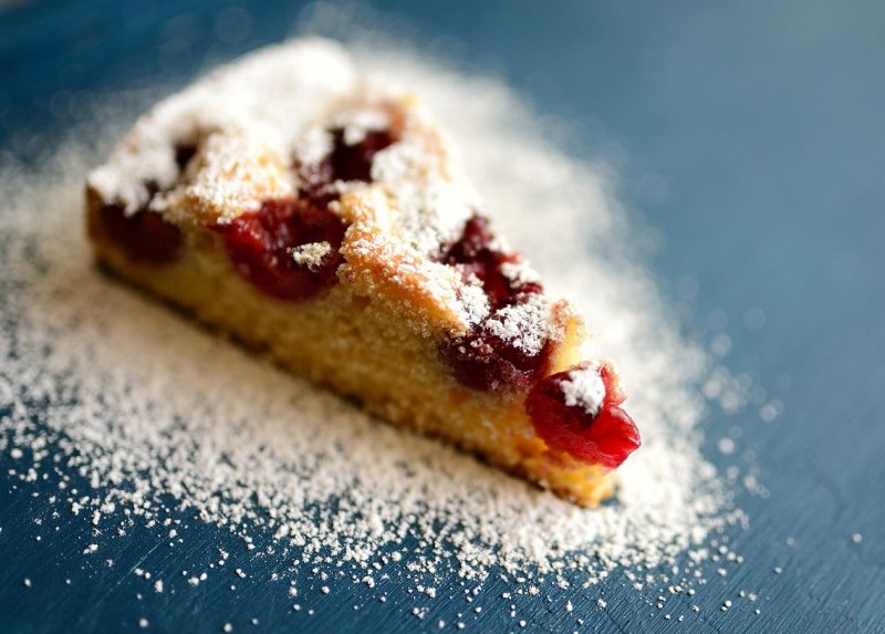 Torta con zucchero a velo