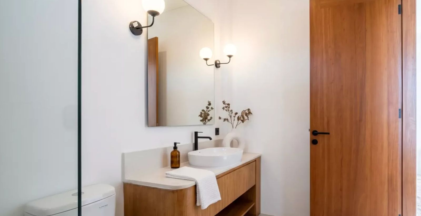 2-bedroom ready villa in Tumbak Bayu, North Pererenan
