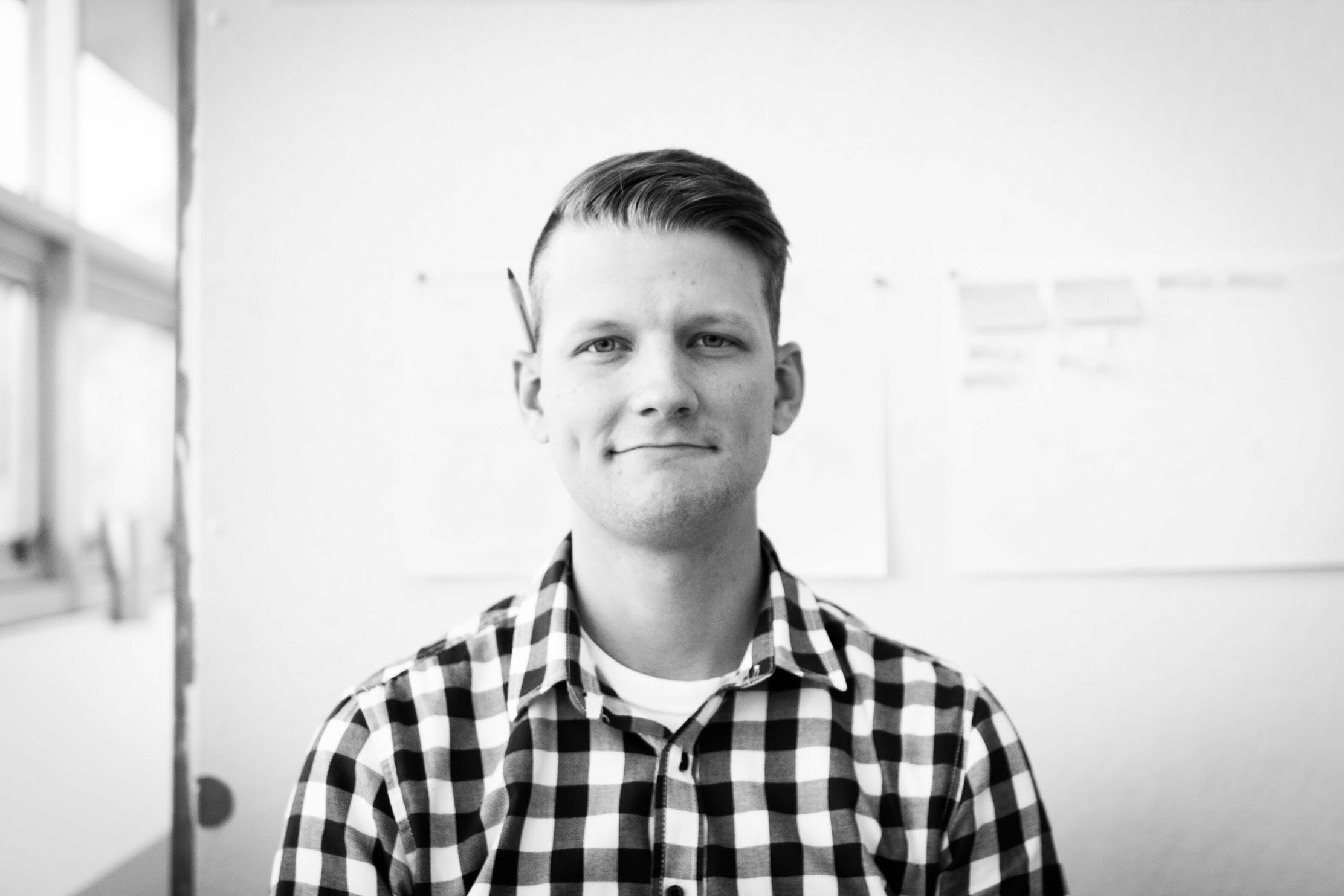 A handsome photo of Alex Carroll. Wow, what a hunk!