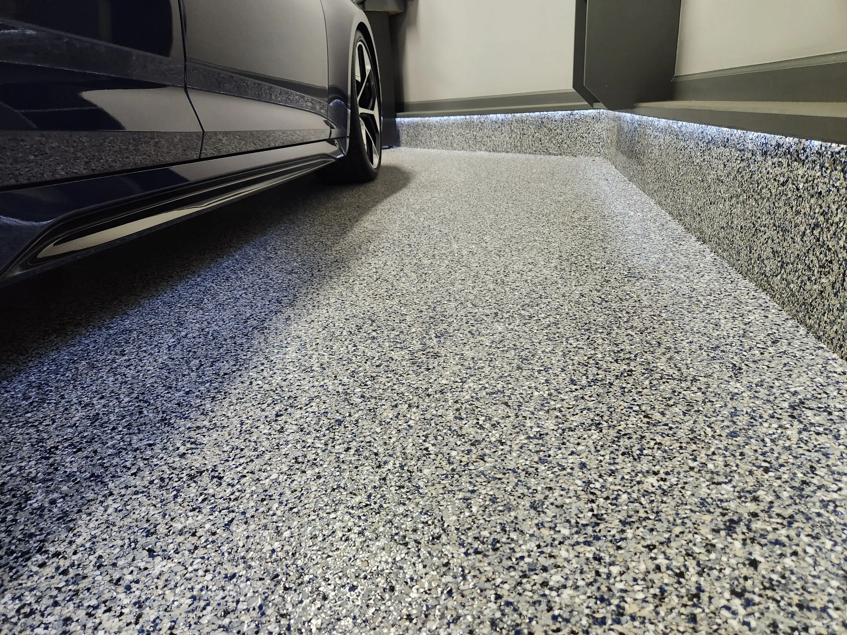 Flake floor systems — Select Coatings project photo
