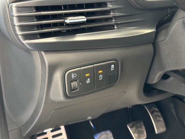 HYUNDAI i20 2023 BLUE Gebrauchtwagen - Galeriebild 14