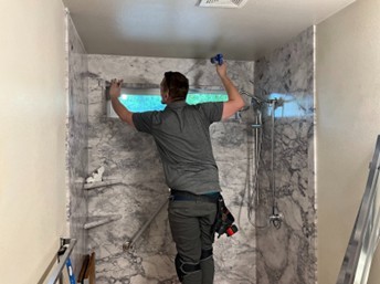 Oasis Bath Solutions Installer