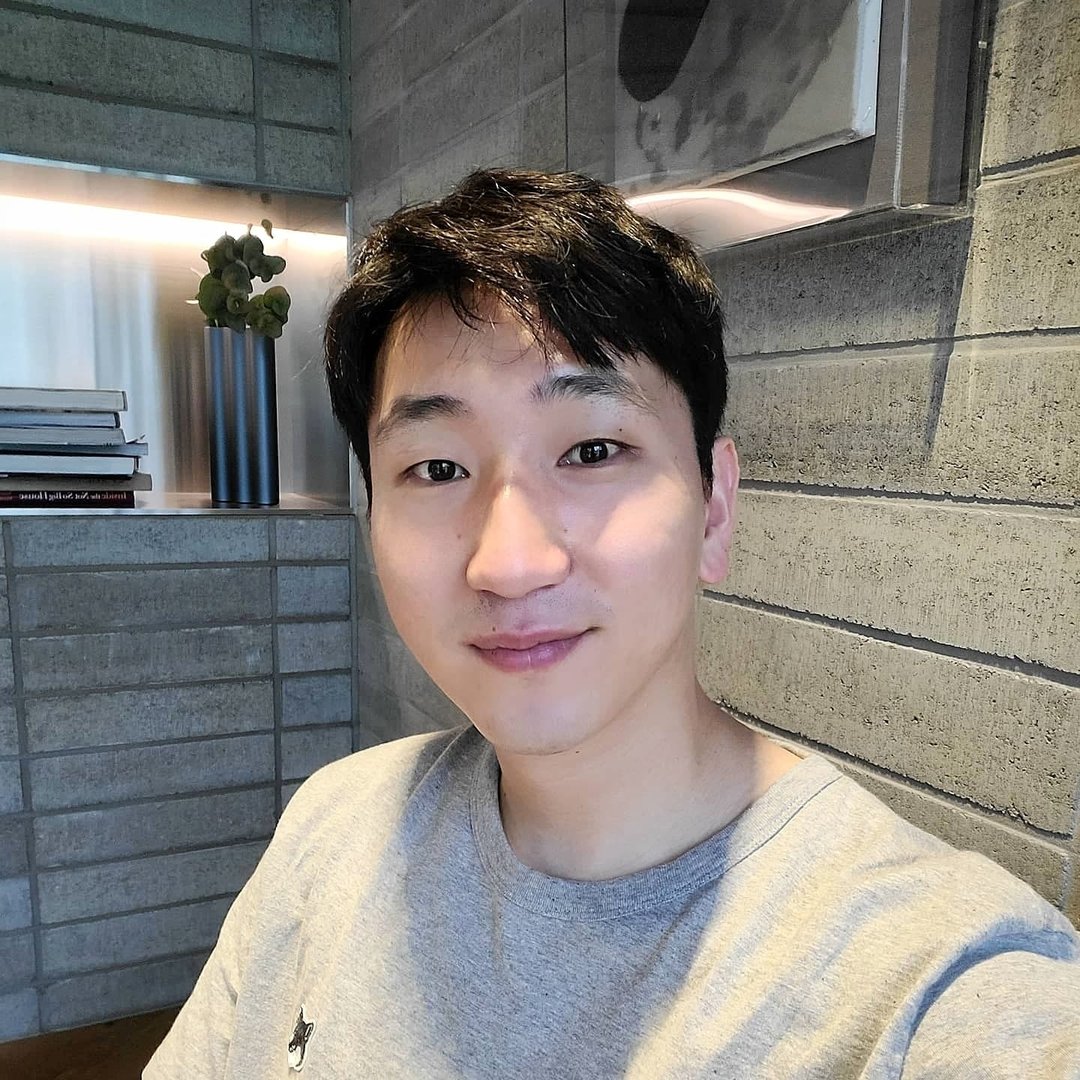 Young,&nbsp;Web3 Founder