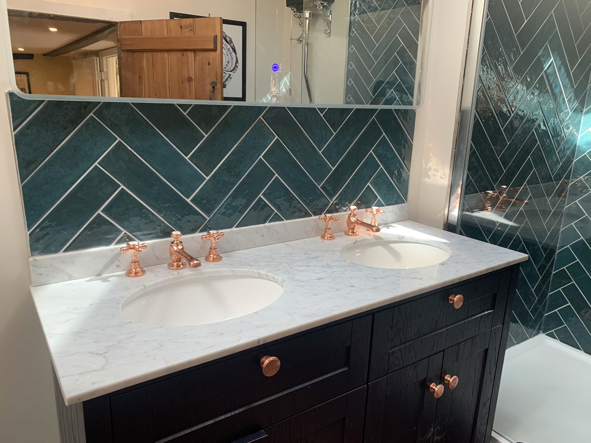 His and Hers sink unit with copper taps