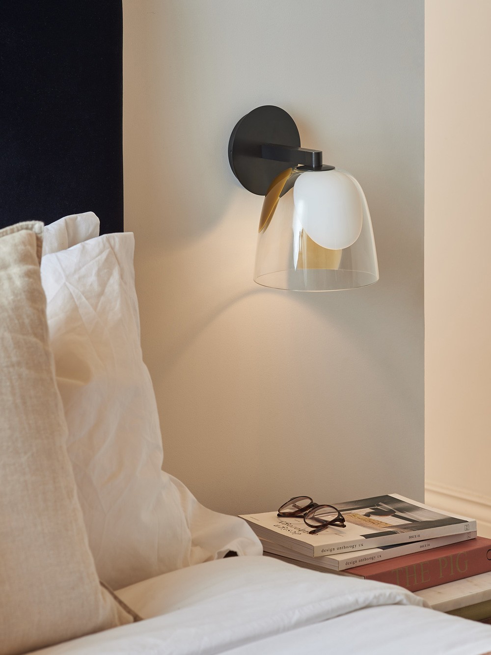 Nara wall light – hand-blown glass with neutral beige tones