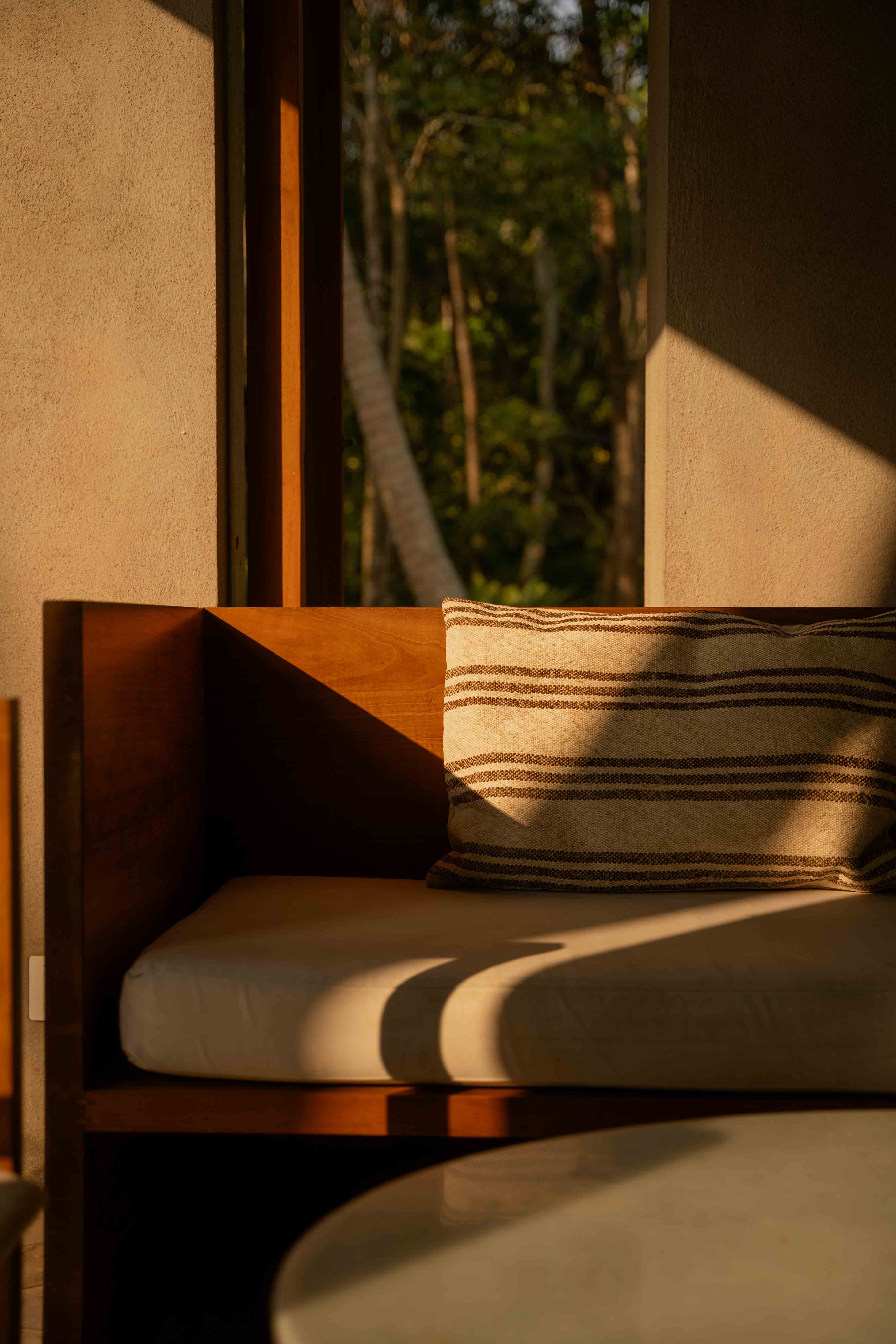 Shadow play with the light on a chair 
