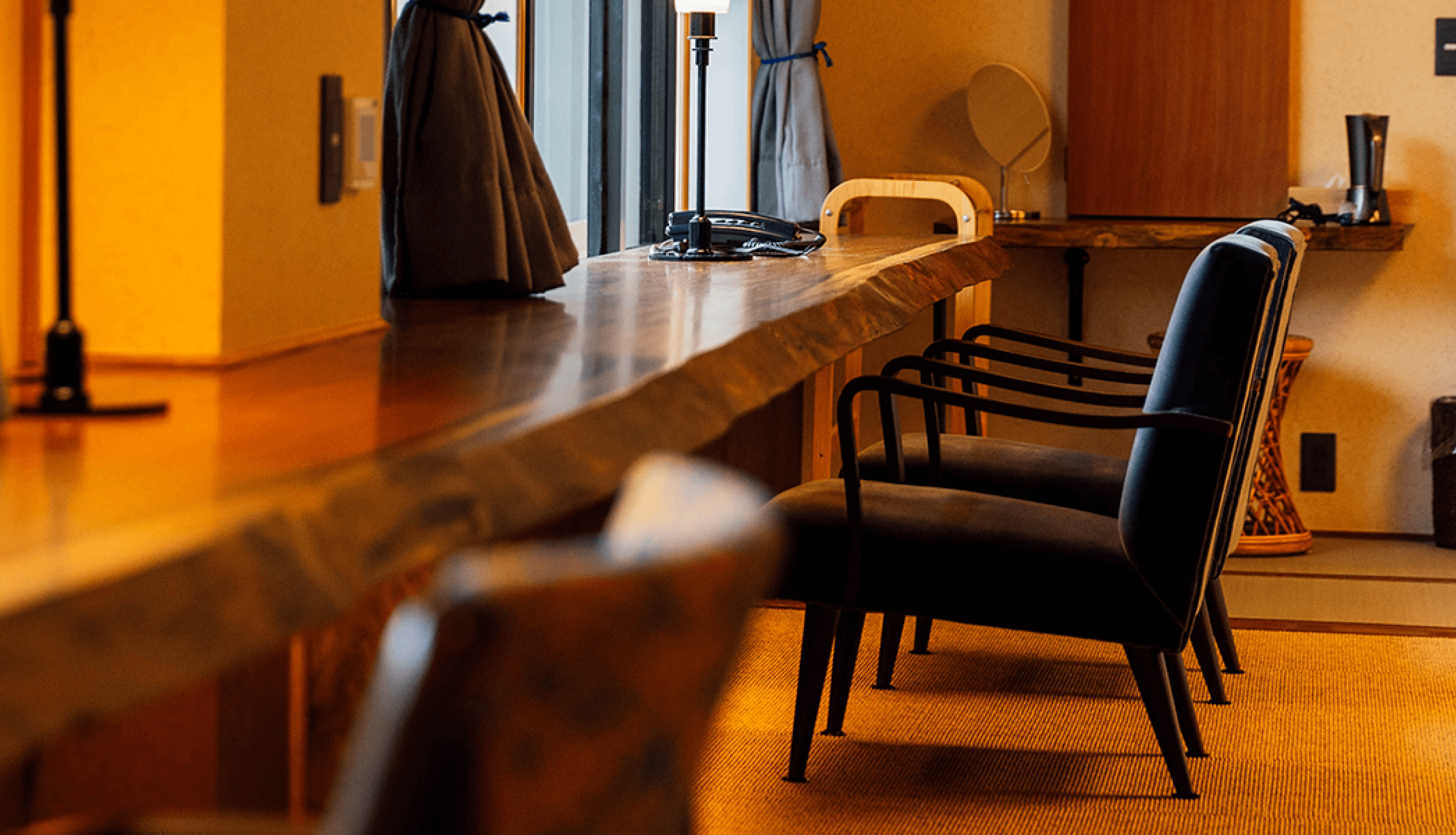 A shiny table that looks like made of marble