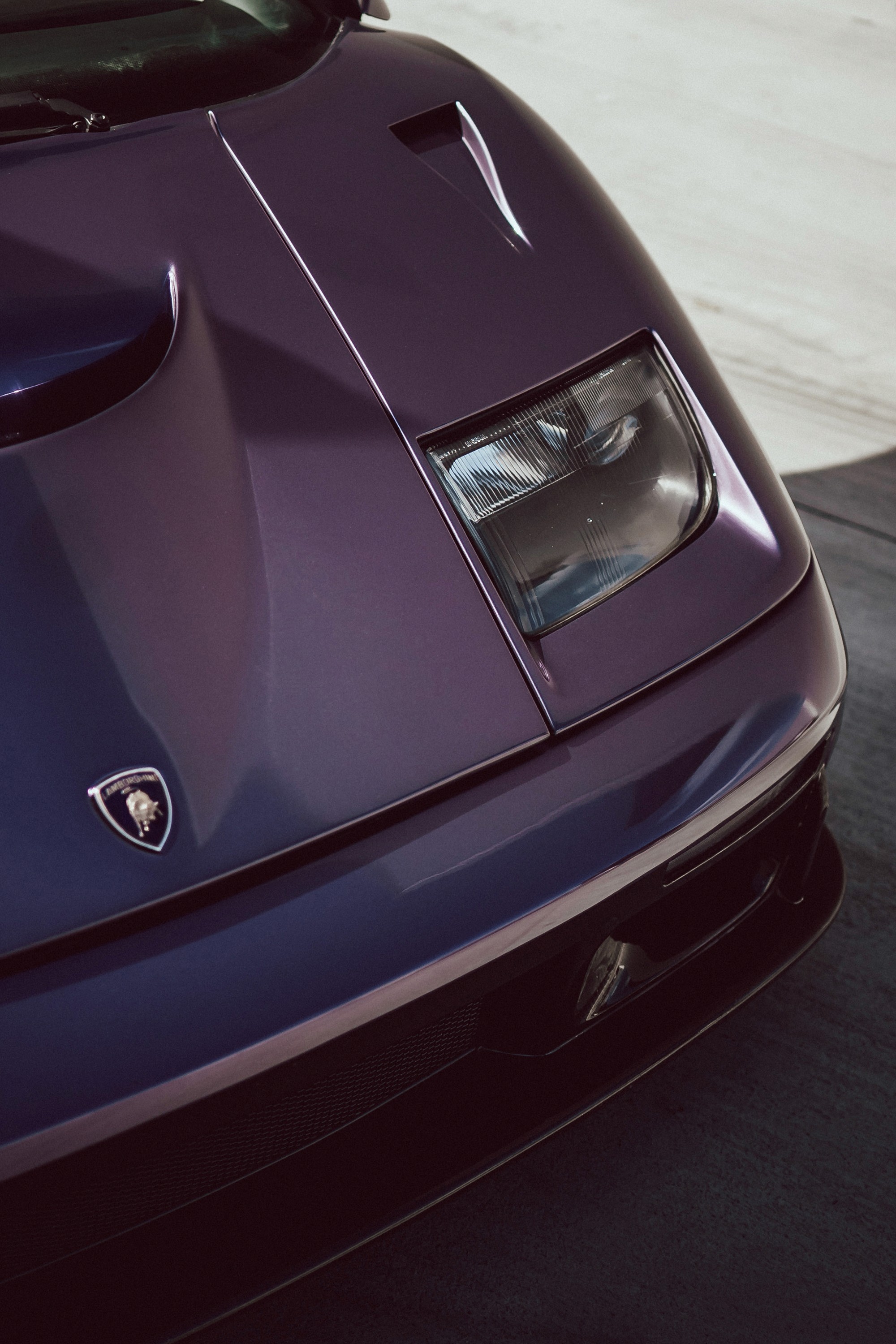 INOZETEK Playboy Amethyst Ash Limited Edition Lamborghini Diablo