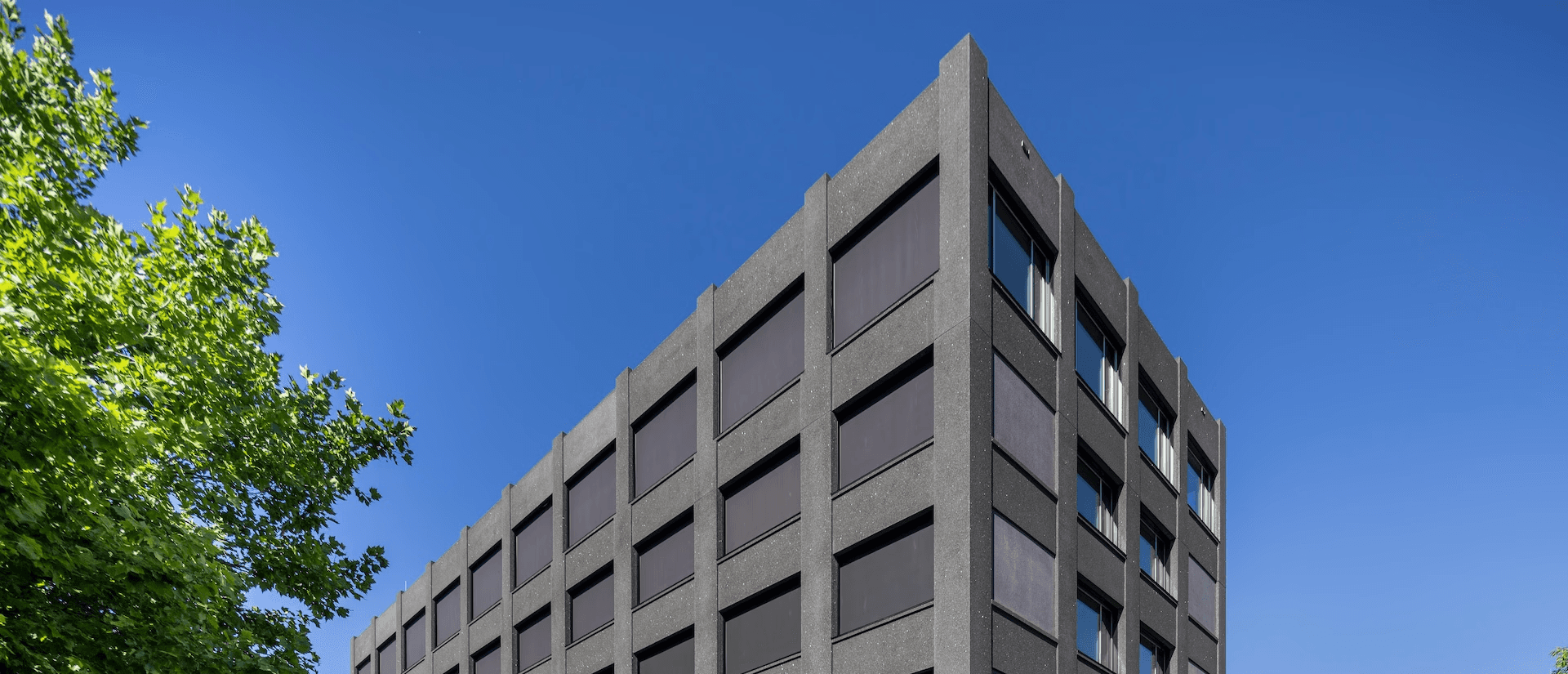 Servicebus van Dugreja in Putten