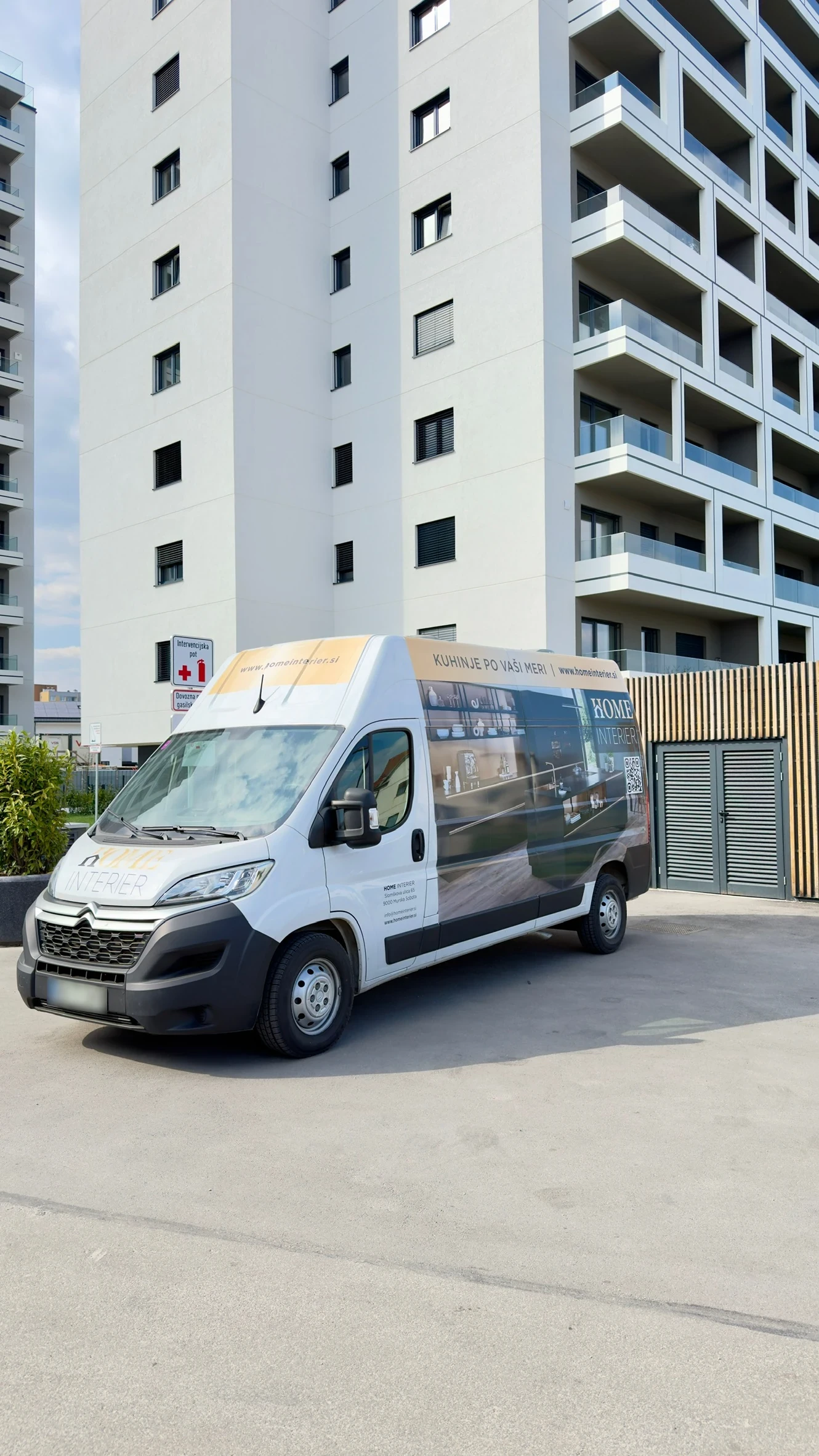 Kombi HOME Interier za dostavo in odvoz pohištva