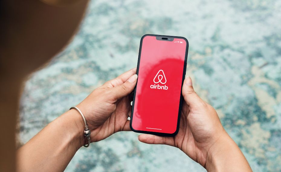 Airbnb prepara investimentos de até US$ 250 mi para expandir modelo de negócios