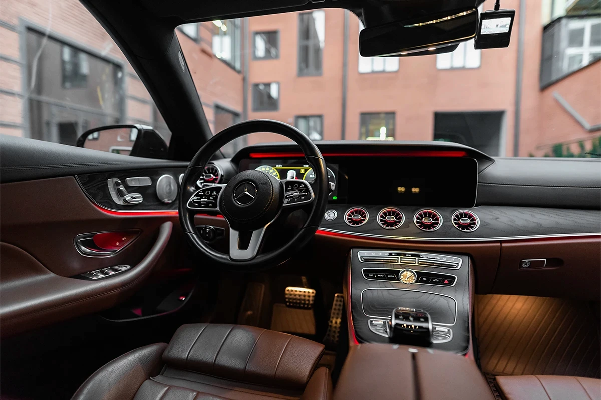 interieur avant mercedes classe e