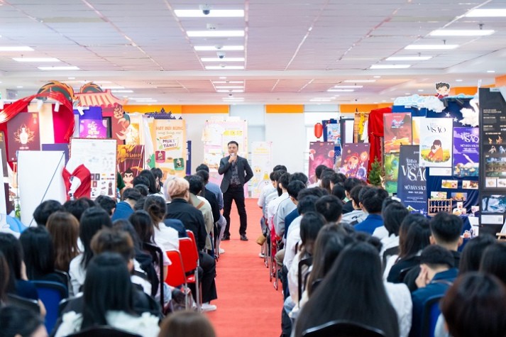 [Hướng nghiệp 2026] AI và kỷ nguyên mới của Thiết kế đồ họa: Cơ hội hay thách thức? 49