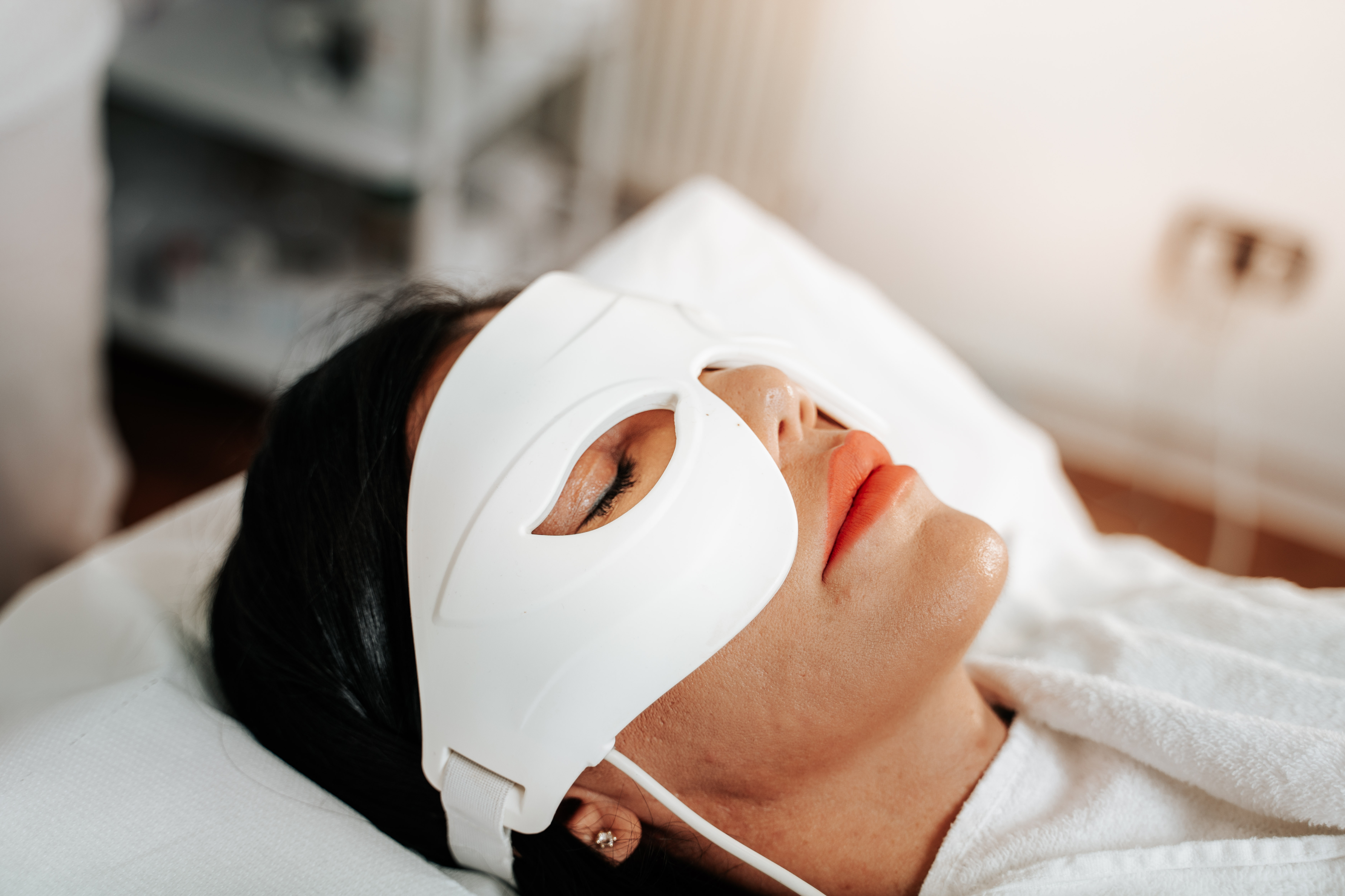 Dynamic picture of a cyclist riding downhill