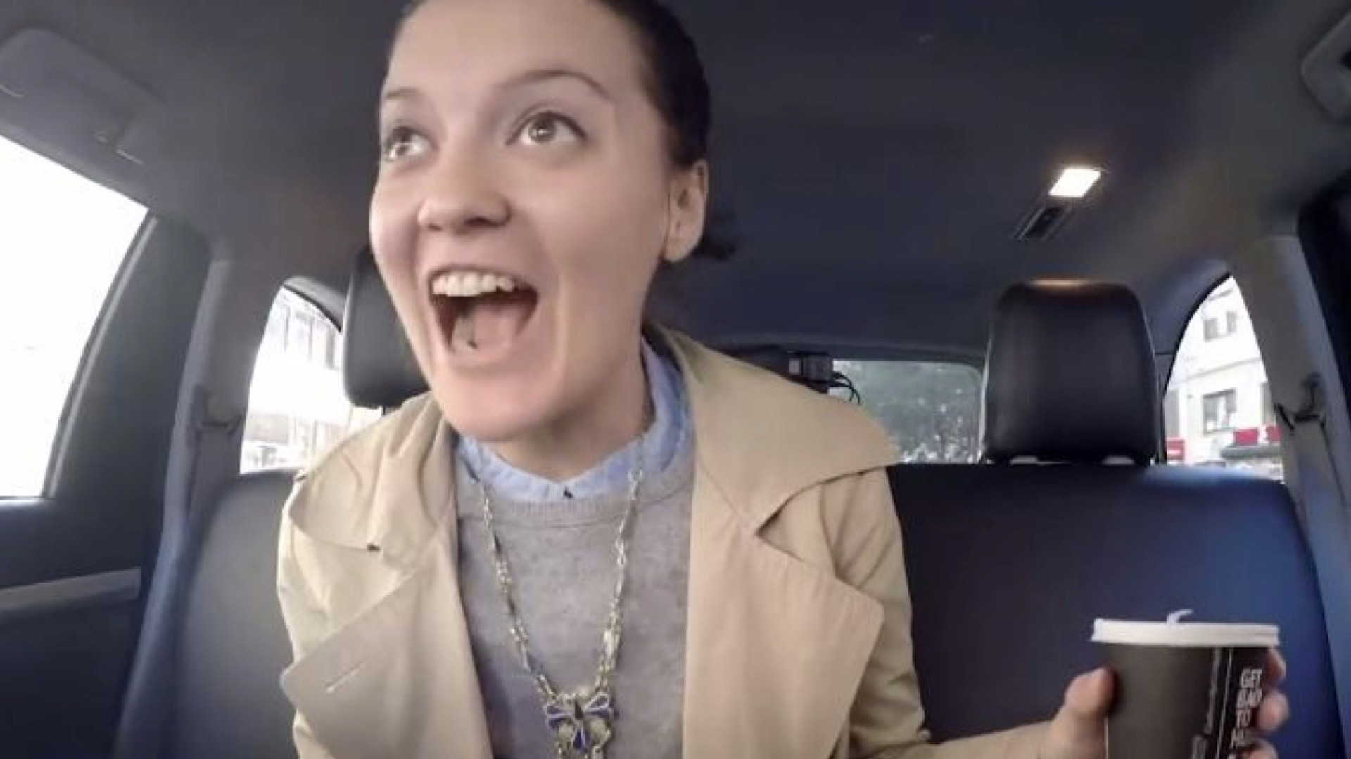 Split-screen graphic: left side lilac, showing a dark pill icon with black “Circular” text; right side deep purple, showing a light lilac pill icon with light-coloured “Circular” text.