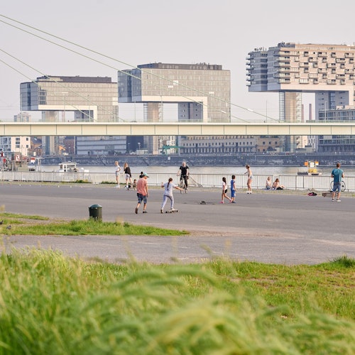 Tur Berpemandu Cologne - Rheinauhafen
