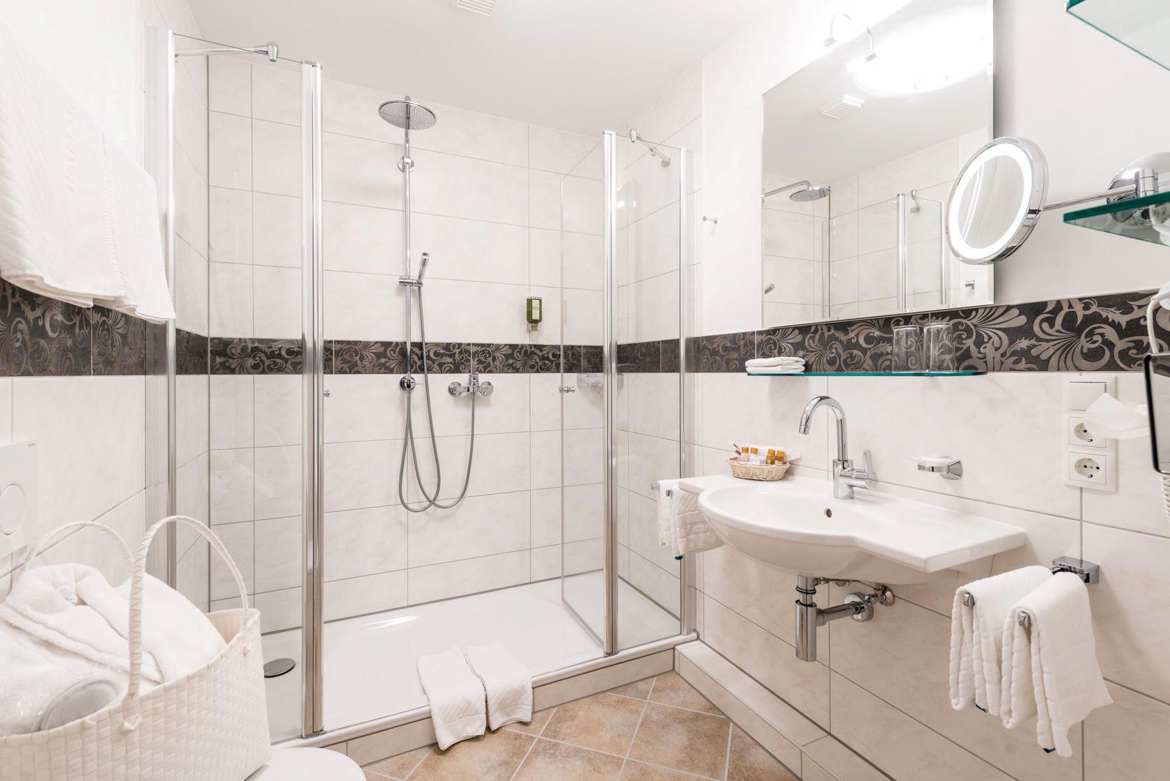 Junior Suite mit Balkon zur Ahrseite