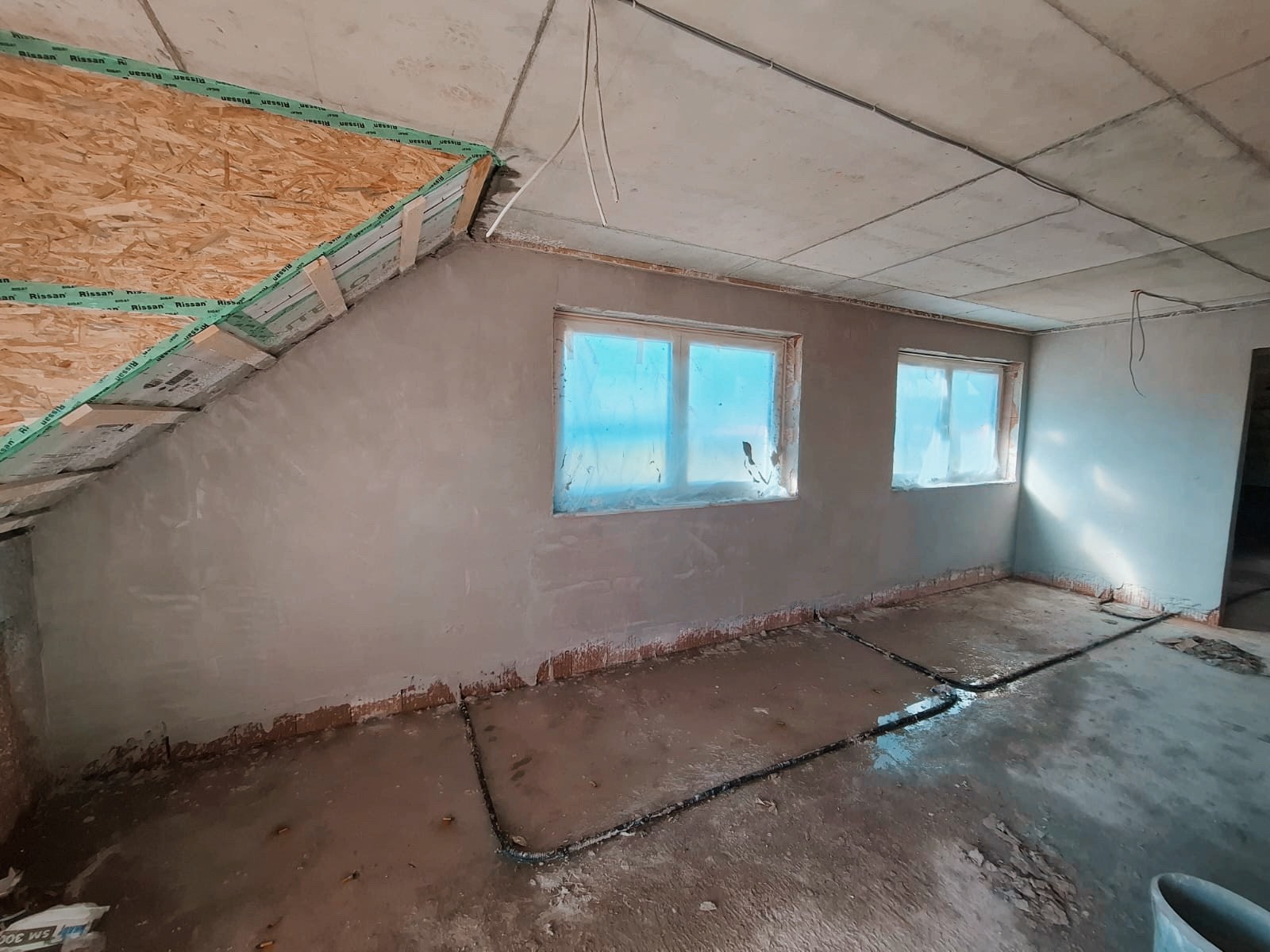 Clean and white kitchen