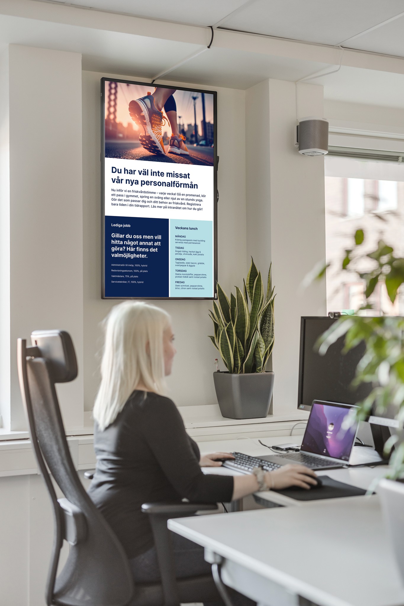 Skärmar för digital kommunikation och information