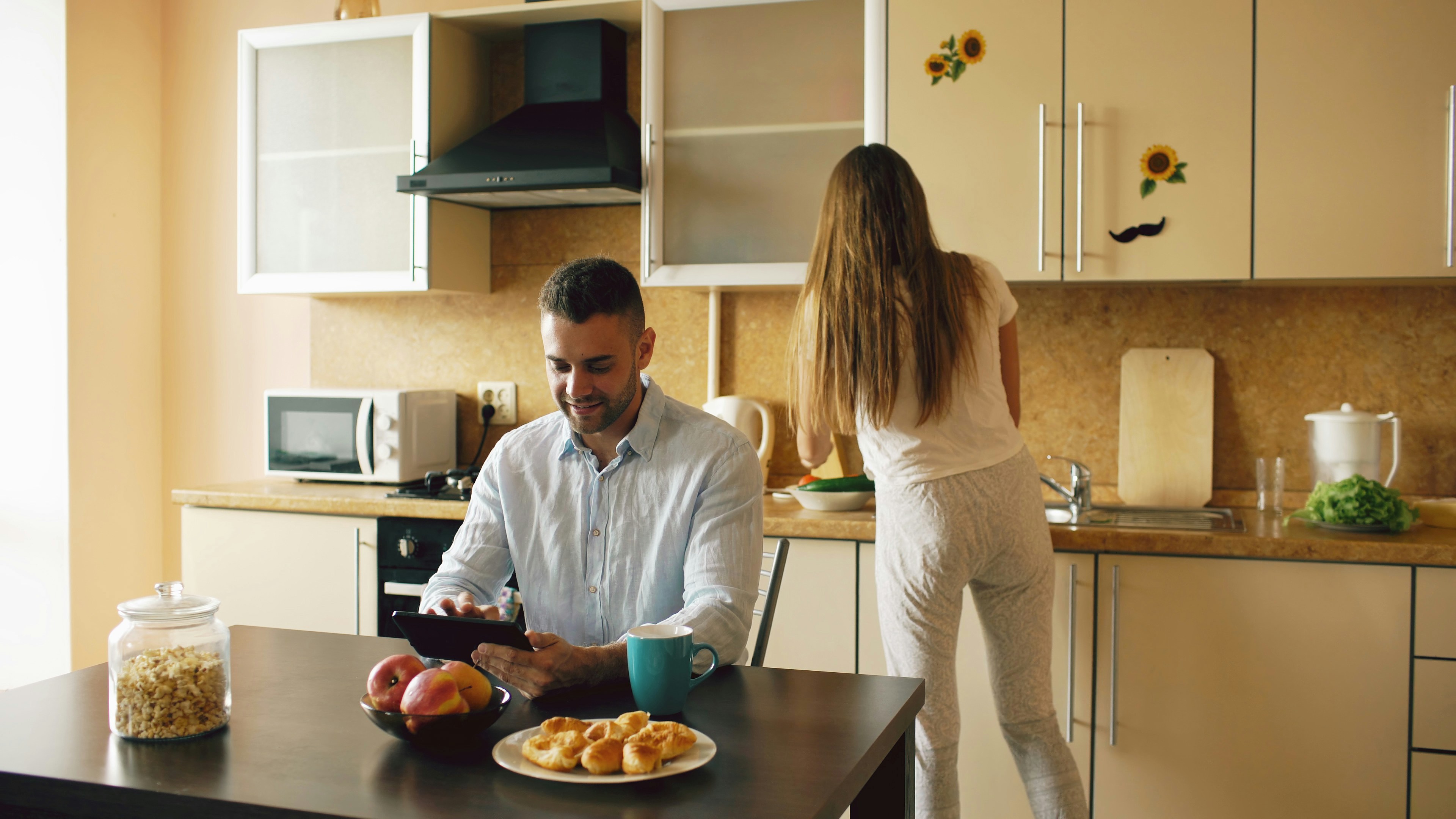 couple cooking together