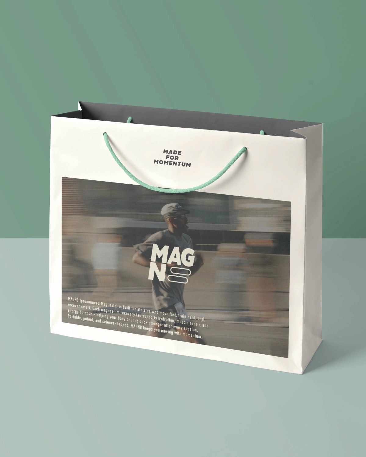 Magn8 bag mockup
