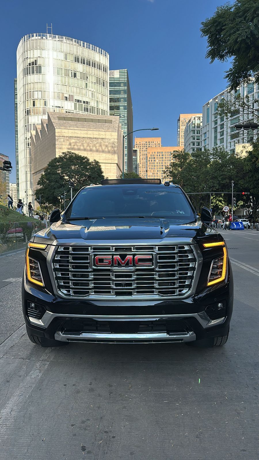 SUV Yukon Denali