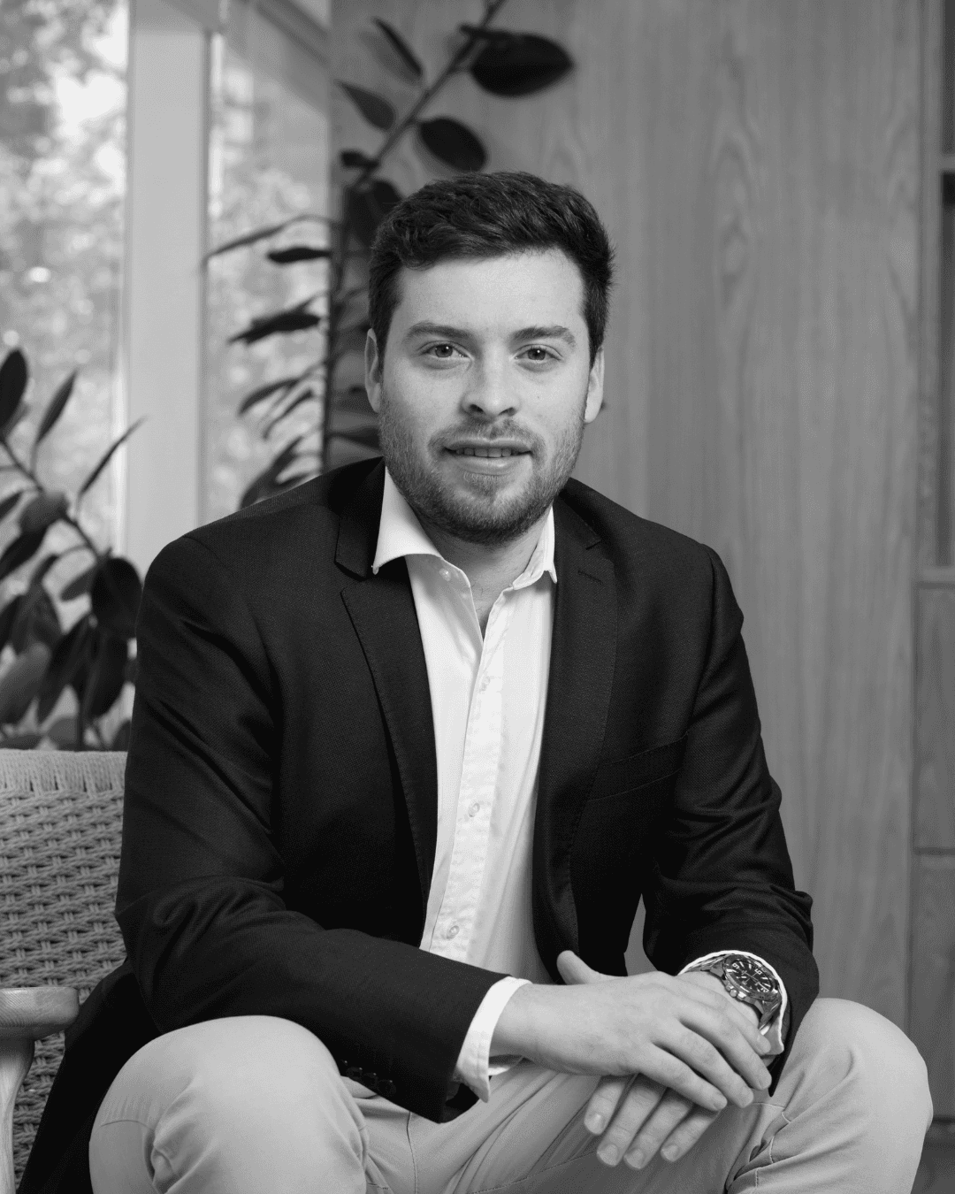 Emilio Uzcategui, Senior Consultant — Jobi Company