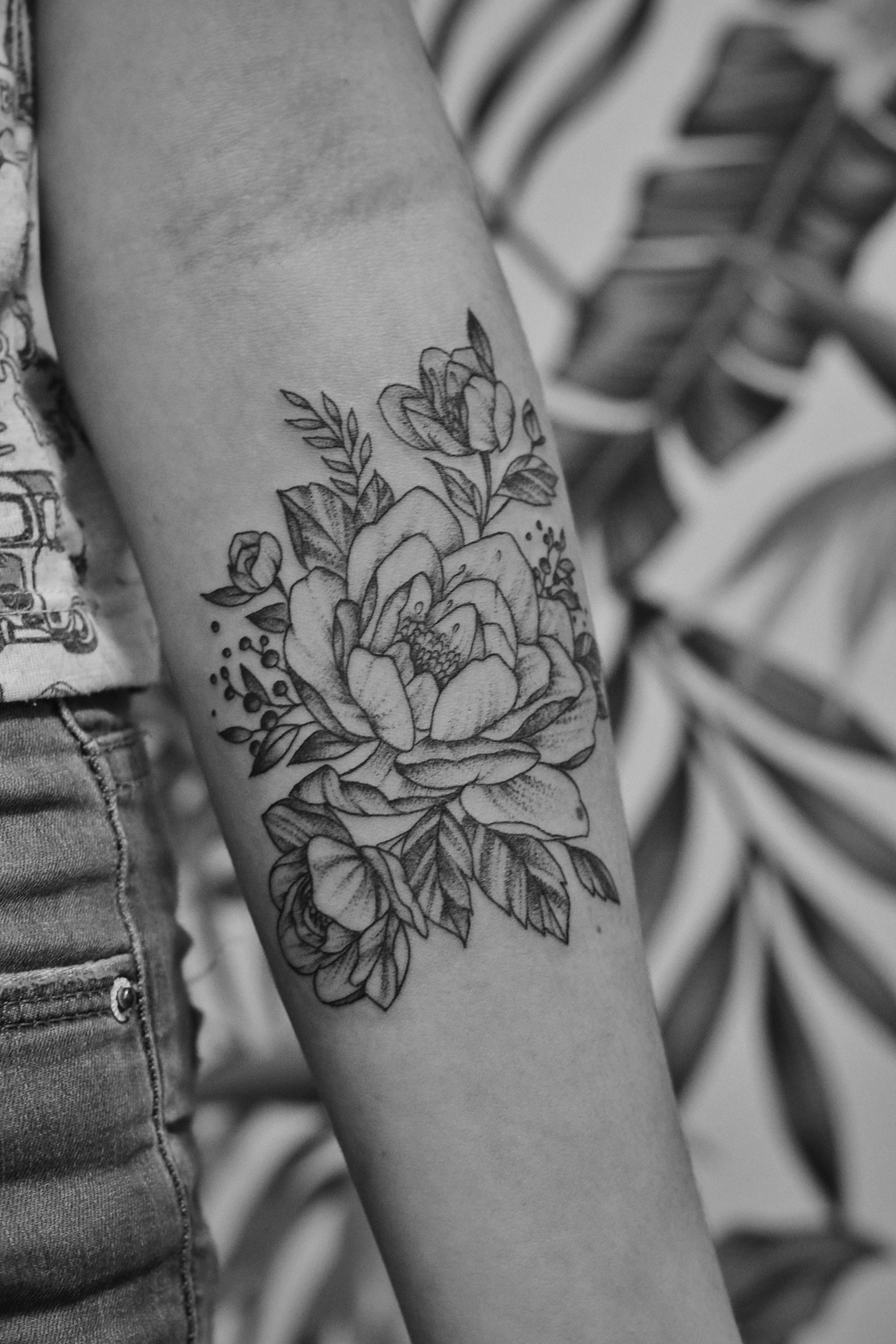 Tatoueuse vegan Lausanne