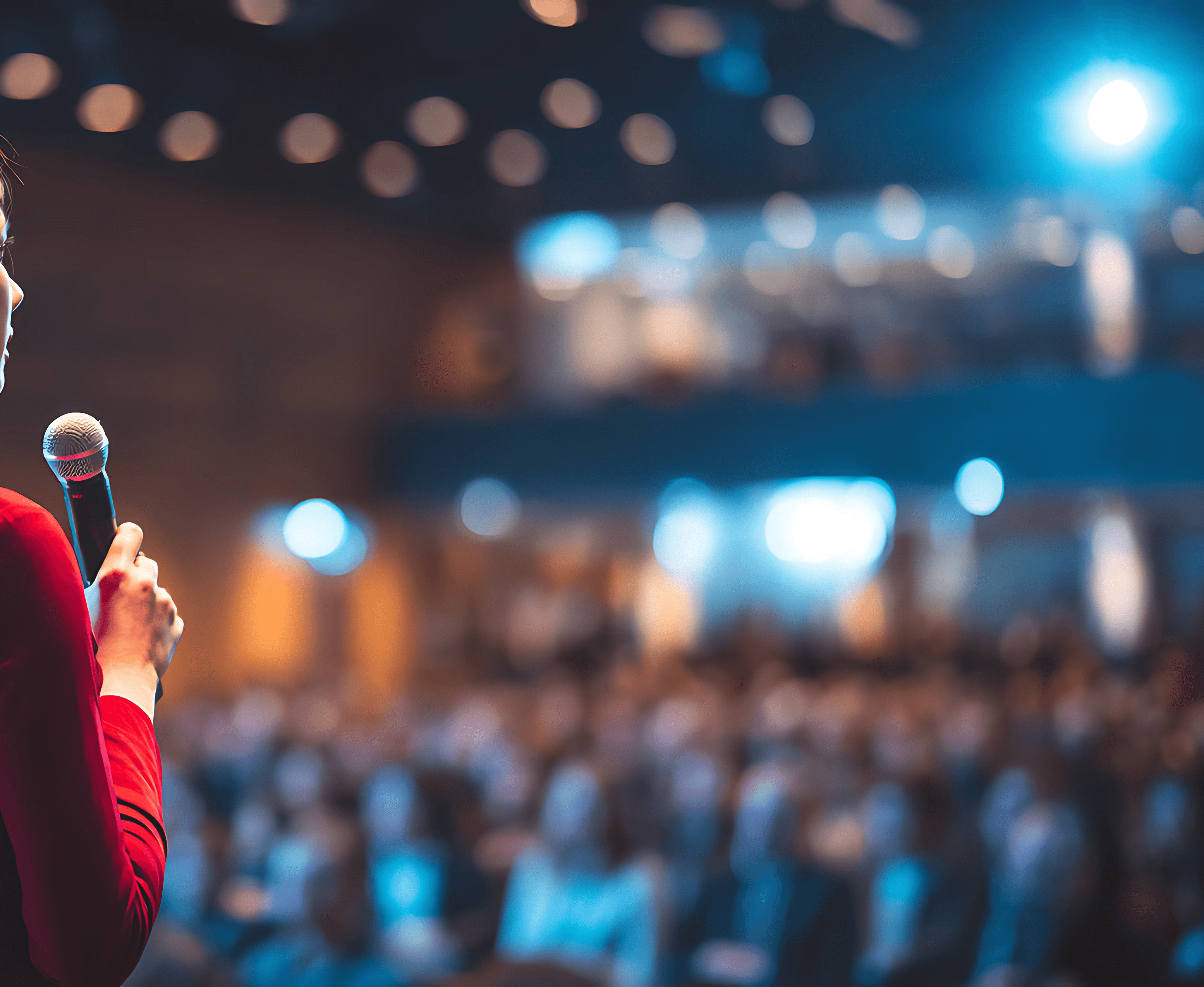 Cara Fox speaking and facilitating leadership development for organizations.