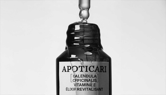 La bougie Apoticari : un packaging en forme de lampadaire qui incarne la cohérence du branding.