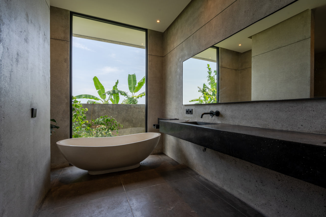 4-bedroom villa with rice field views in Kaba Kaba