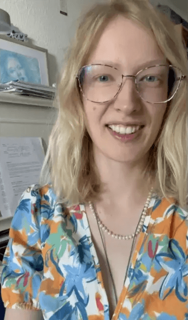 Jana Jindra, berufliche Pop-Sängerin, berichtet über ihre Erfahrungen mit dem VIP Quick Fix Gesangscoaching bei Danielle Zuber.