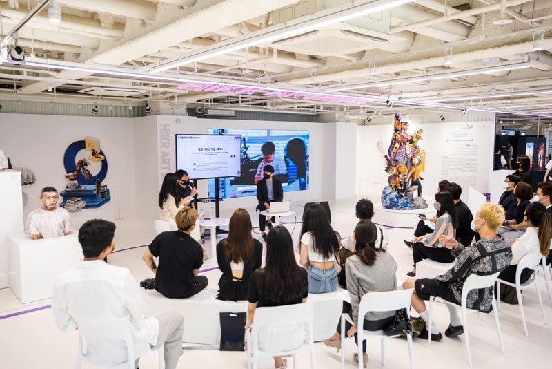한국관광공사 서울센터 HiKR Ground: 3F HiKR Art Museum 기획 조성 및 운영