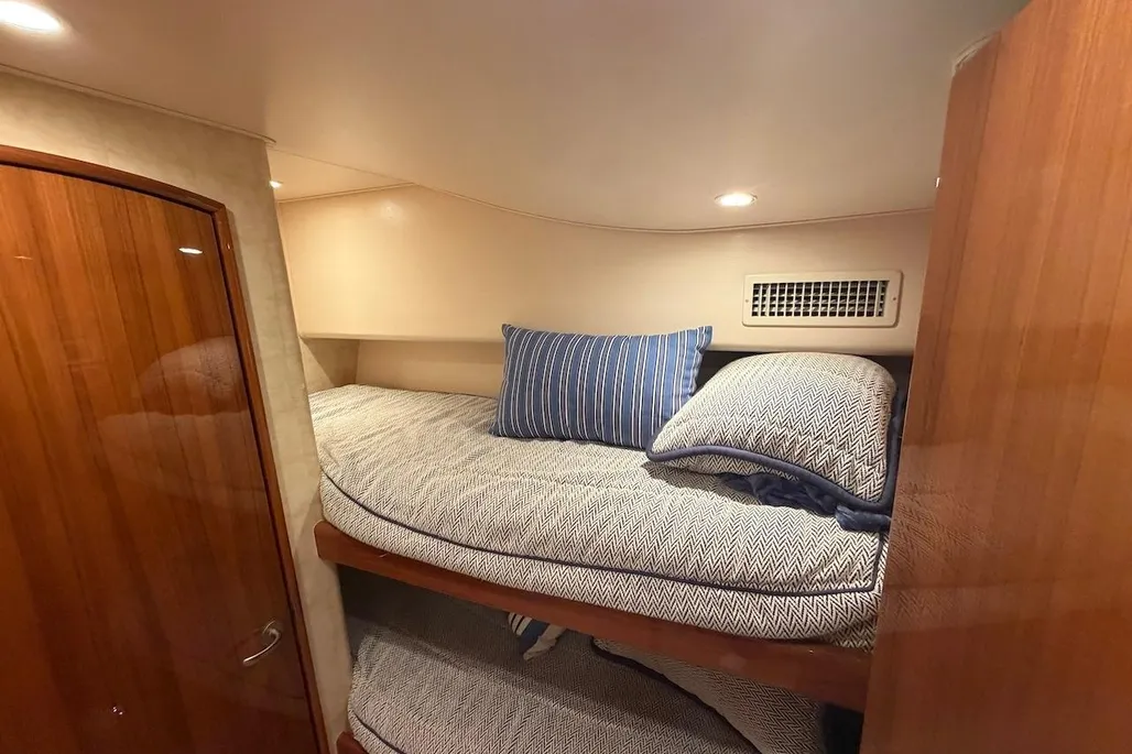 Boat thumbnail 30