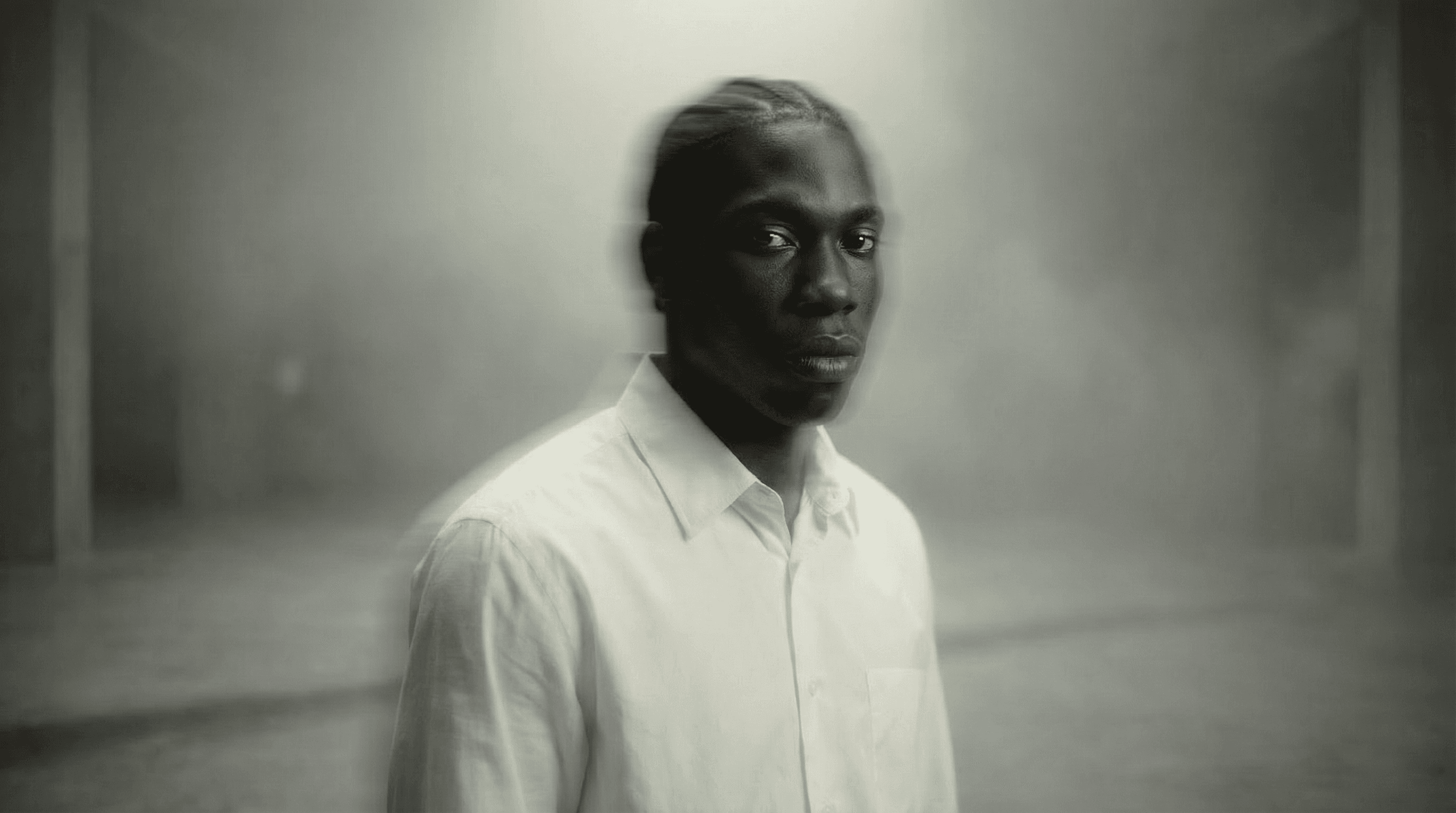 Motion trails treated as liquid architecture, Ink in water flow simulation, Fluid dynamics in void, Technical Visual System, Engineered by Aventi