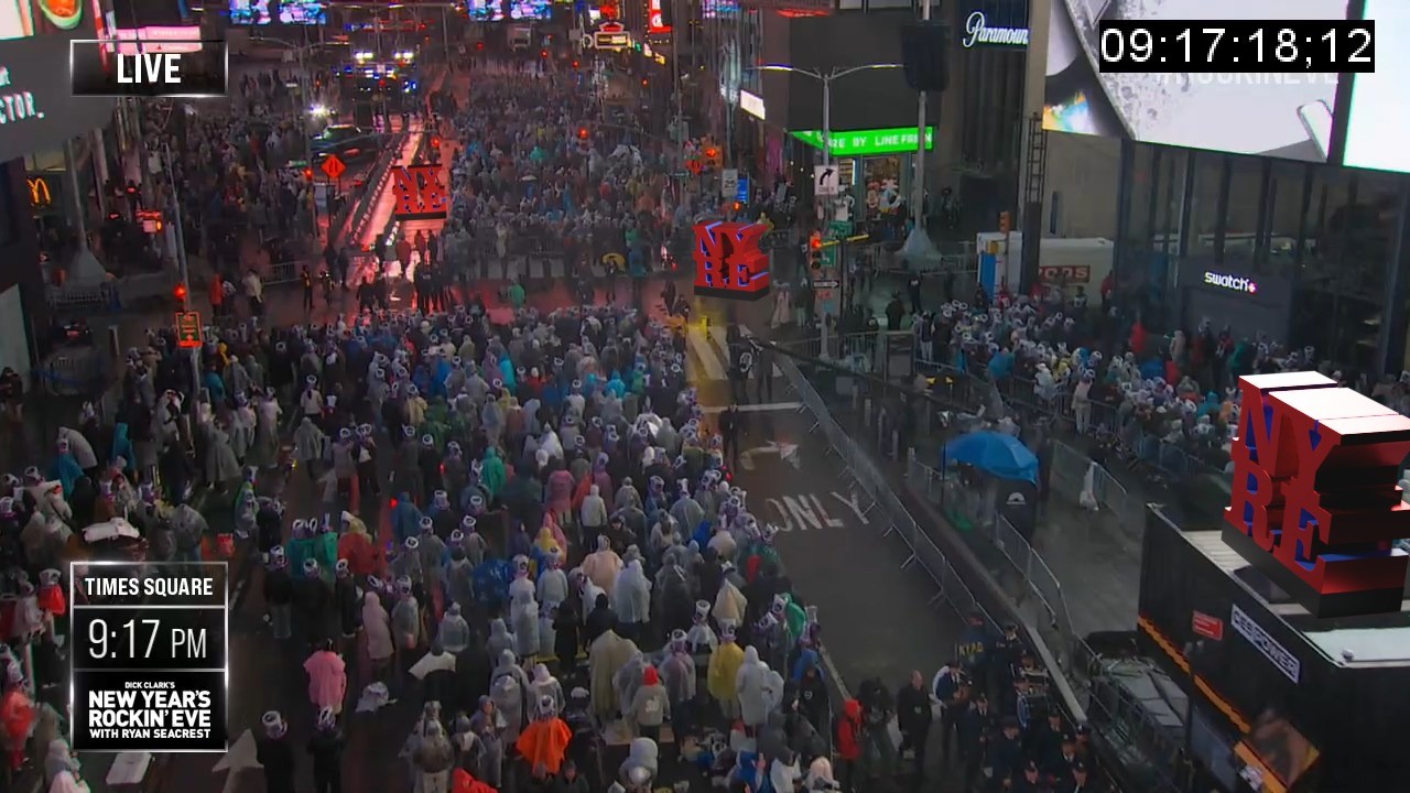 Another AR mockup we pitched to the client, based off the LOVE statue in NYC