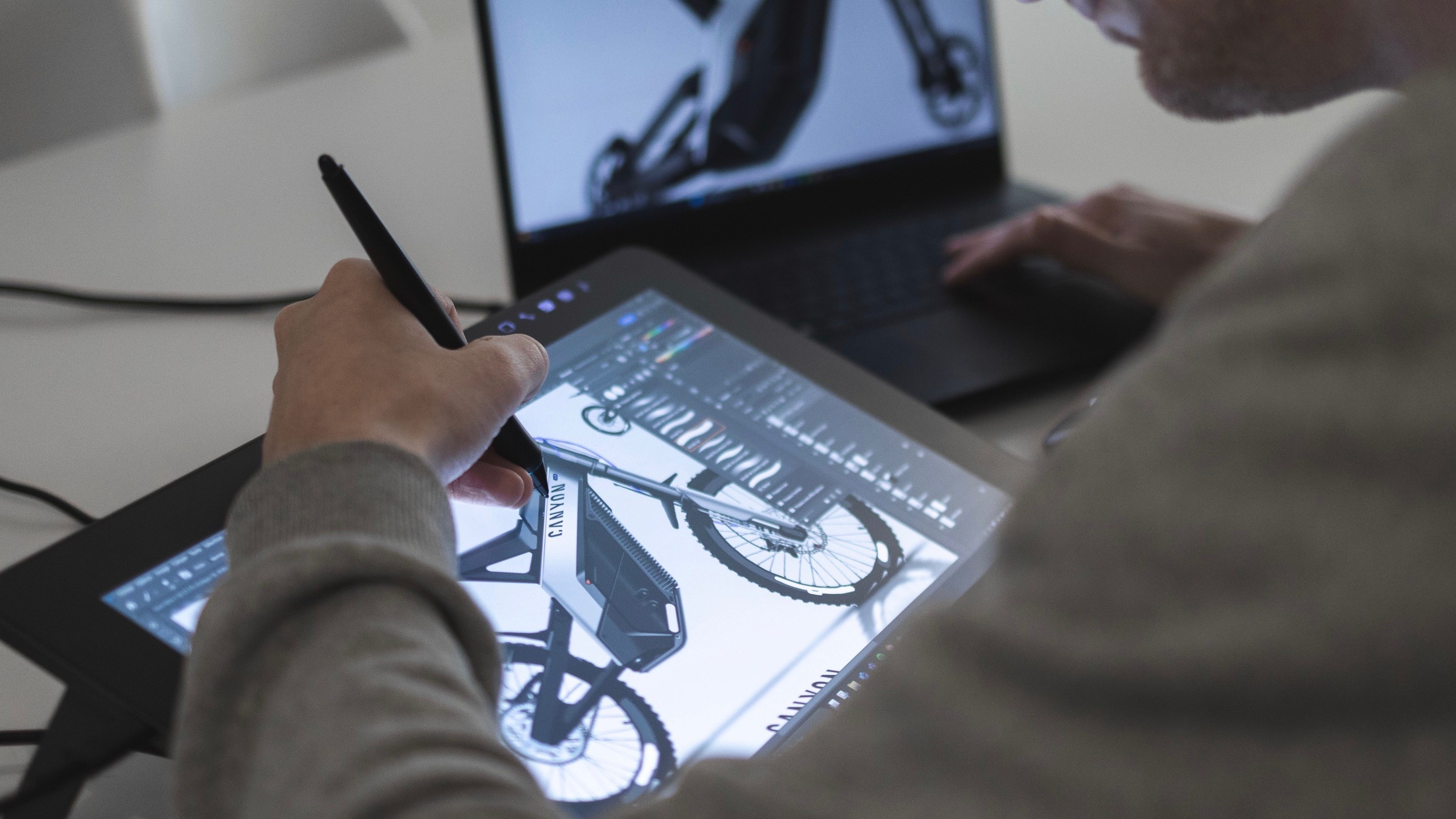 ROUV-Works-design-studio-motorcycle-design-worldwide-france-freelance-consulting-mobility