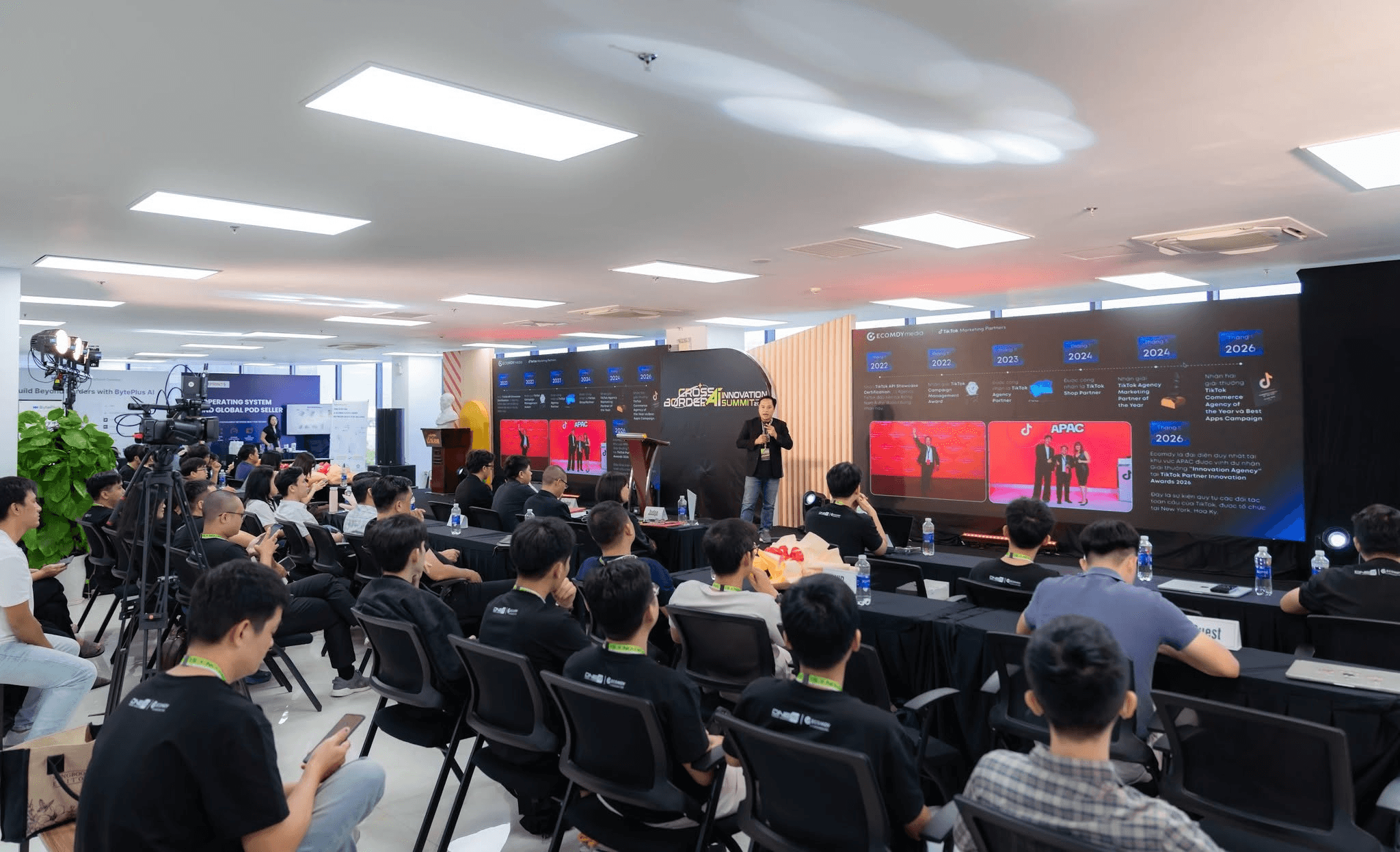 crossborder-ai-hackathon-2026