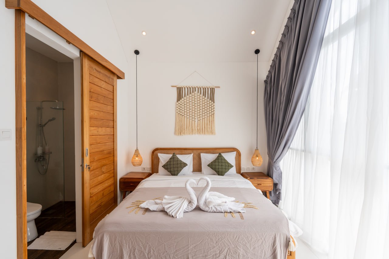 A 2-bedroom villa in a boutique complex in Canggu, Padonan